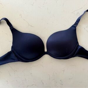 Like New Wolford Silky Navy Push Up Bra